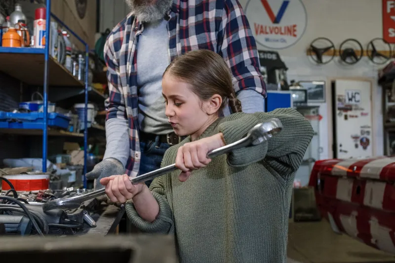 Grease and Wisdom: Why the Next Generation Is Trading Screens for a Seasoned Mechanic's Shop